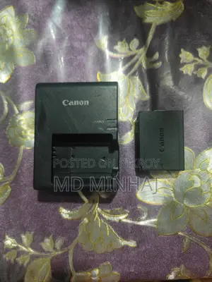 Canon 1200 D (used)