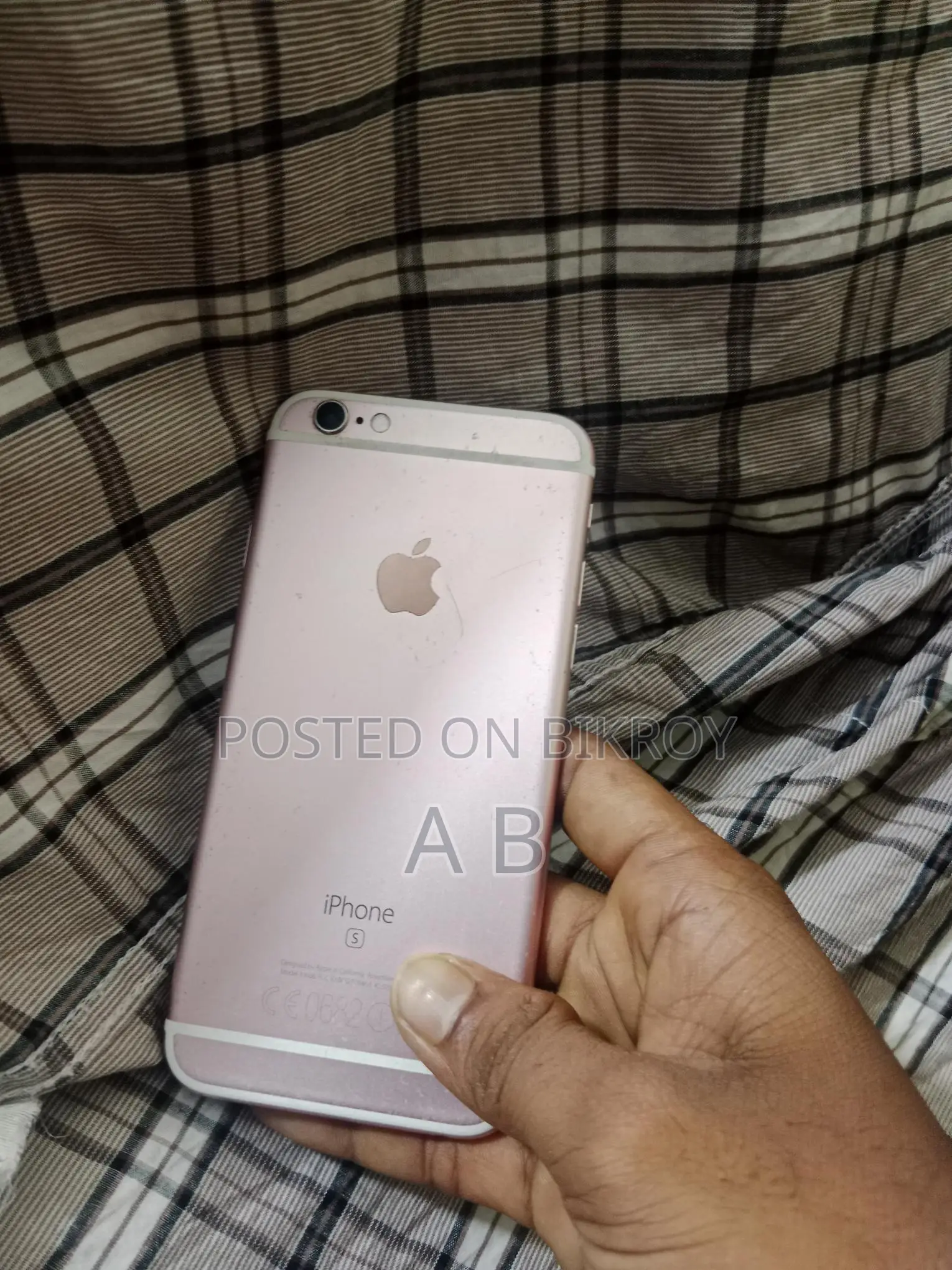 Apple iPhone 6S 64 Gb (Used)