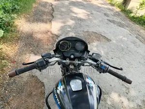 Bajaj Discover 135 . 2001