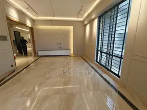 Rent Apartment 4-Bed 2-Carpark Gulshan North