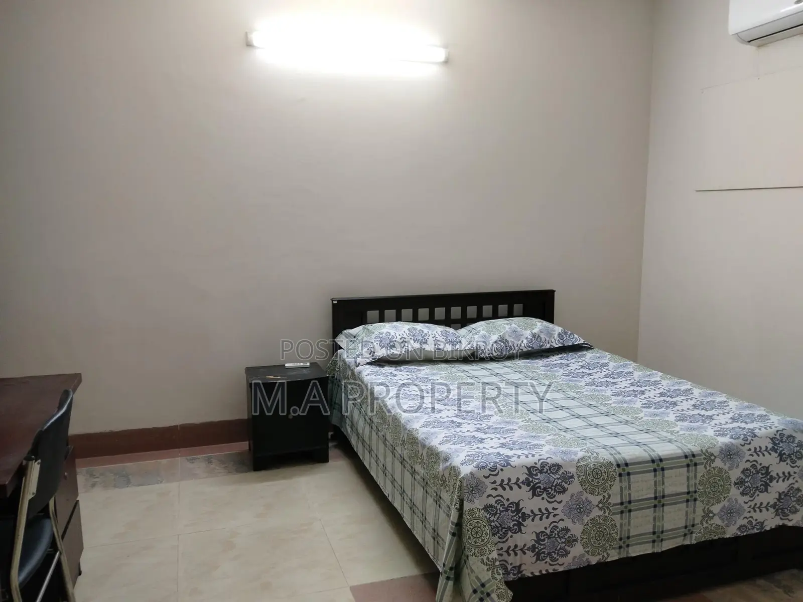 4 BED FURNISHED FLAT RENT IN GULSHAN 2 MEDDLE