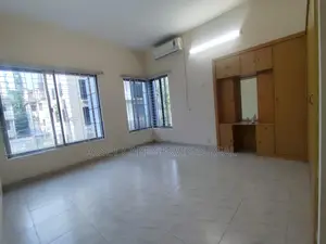4-Bedroom Un-Furnished Apartment for Rent in Banani