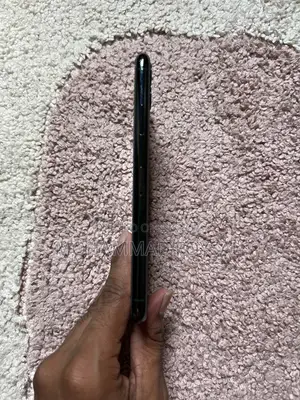 Apple iPhone 11 Pro Max . (Used)