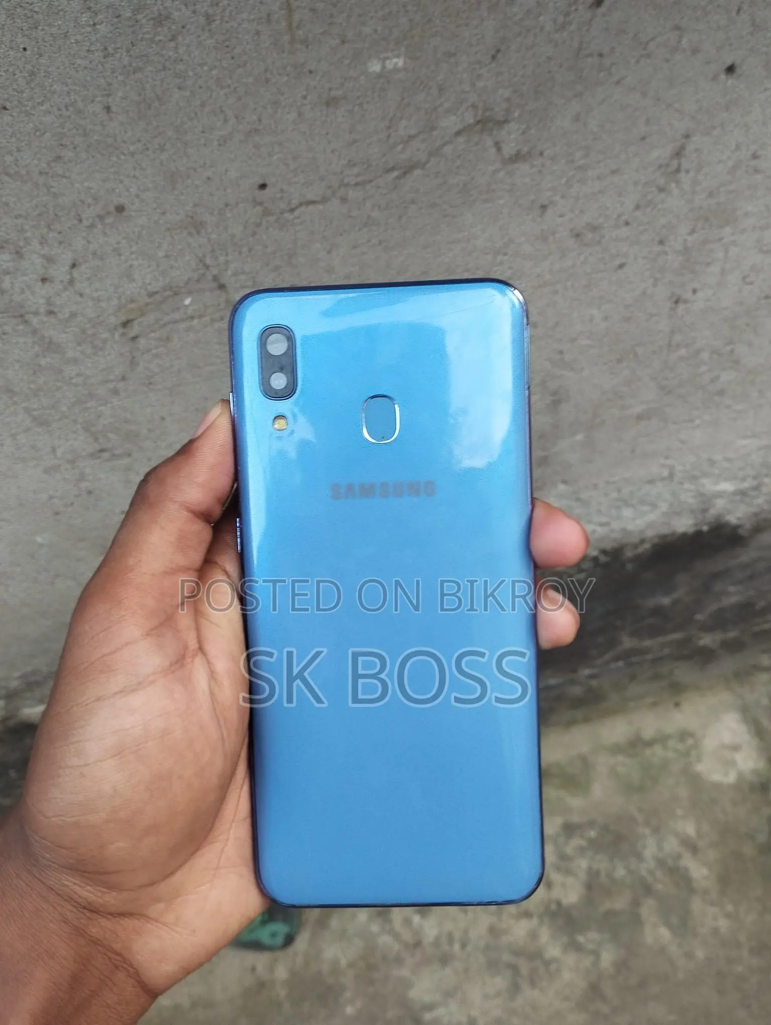 Samsung Galaxy A30 4-64 (Used)