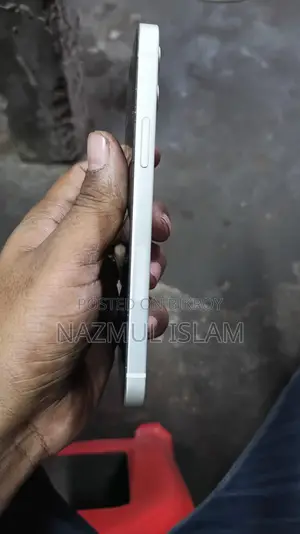 অ্যাপল আইফোন ১২ ১২৮ জিবি সাদা
