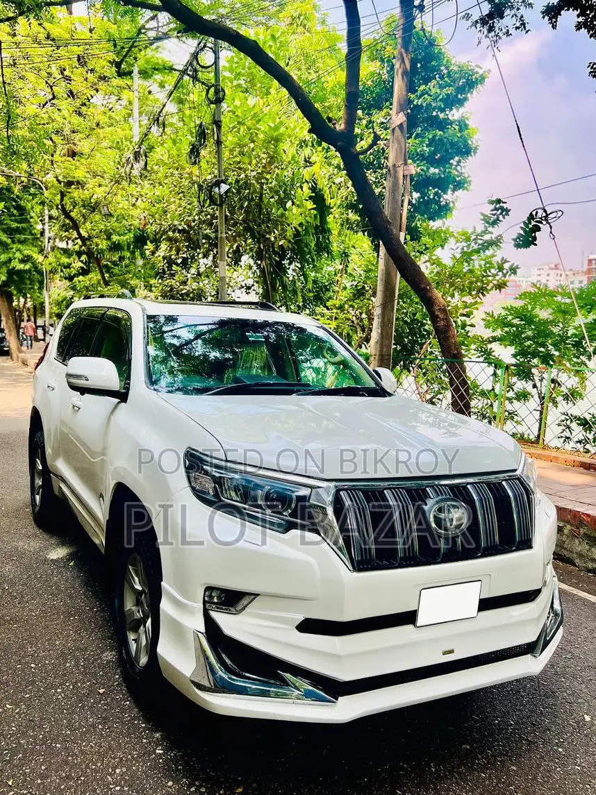 টয়োটা ল্যান্ড ক্রুজার প্রাডো ৪.০ পেট্রোল টিএক্স-এল ২০১৪ পার্ল