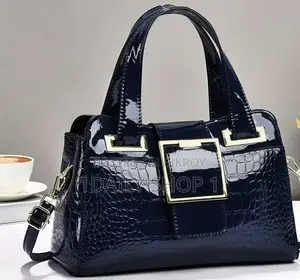 হ্যান্ডব্যাগ বিক্রয় হবে