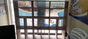 ডিসপ্লে প্লাইউডের র‍্যাক।