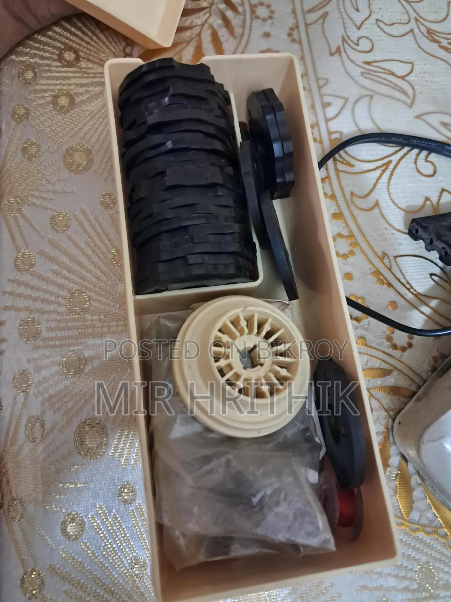 Singer Electric Sewing and Embroidery Machine