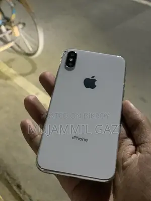 Apple iPhone X (Used)