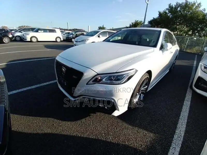 Toyota Crown RS Advanced Pearl 2021