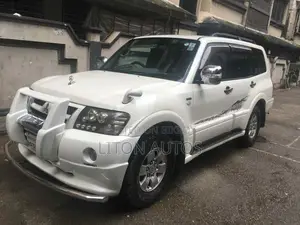 Mitsubishi Pajero Sport 2004 Pearl