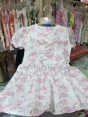 বেবি গার্লস ফ্যাশন