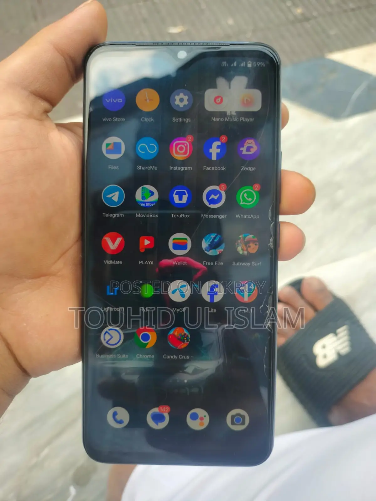 Vivo V21e . (Used)