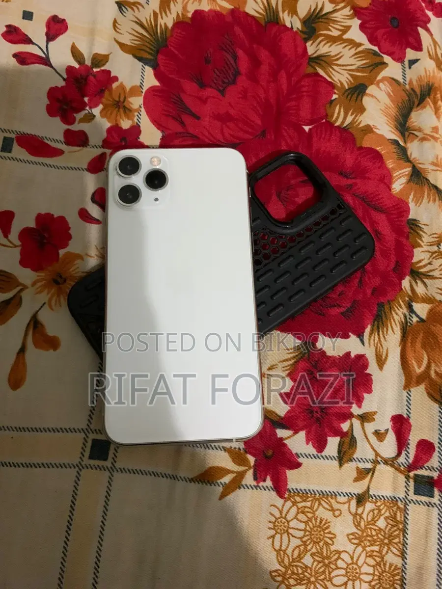 Apple iPhone 11 Pro 01896331411 (Used)