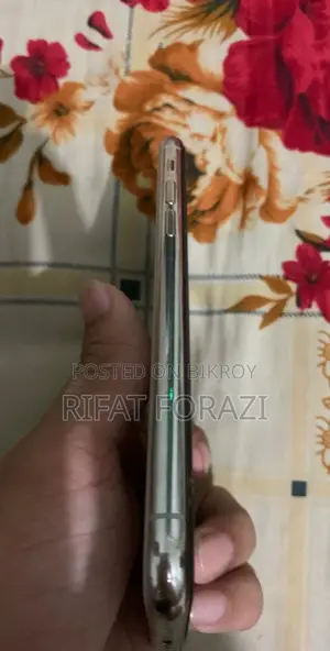 Apple iPhone 11 Pro 01896331411 (Used)