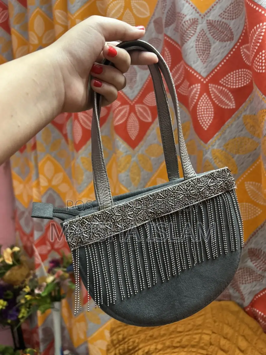 Selling This Aarong Bag