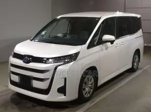 Toyota Noah X HYB 4.5 POINT 2022