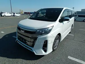 Toyota Noah Hybrid SIWXB Pearl 2021