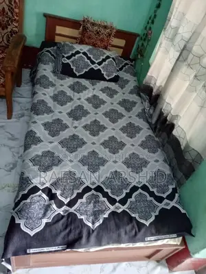 তোষক সহ বেড সেল