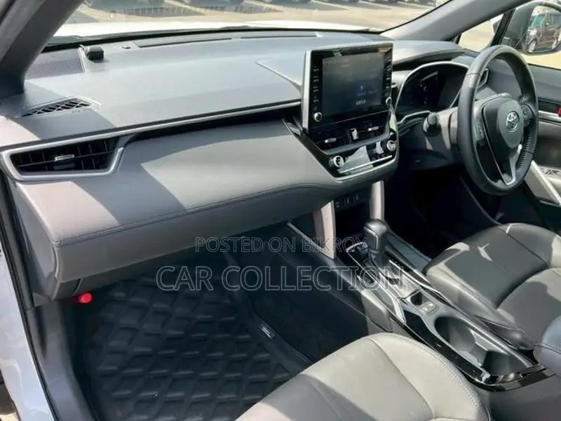 Toyota Corolla Cross Z LEATHER, PEARL 2022