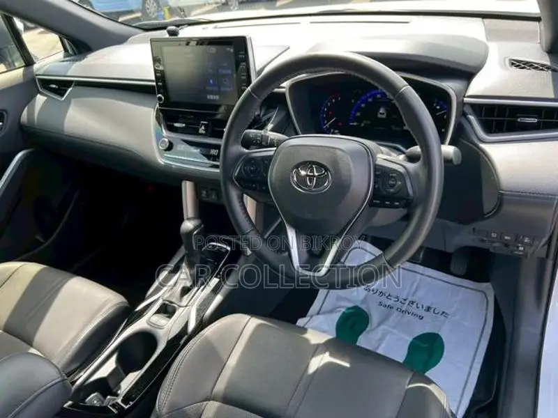 Toyota Corolla Cross Z LEATHER, PEARL 2022