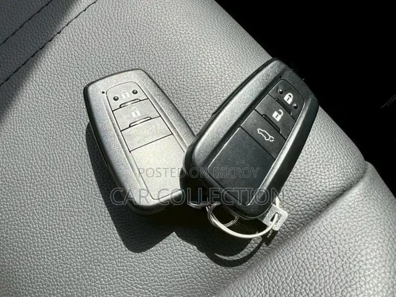 Toyota Corolla Cross Z LEATHER, PEARL 2022
