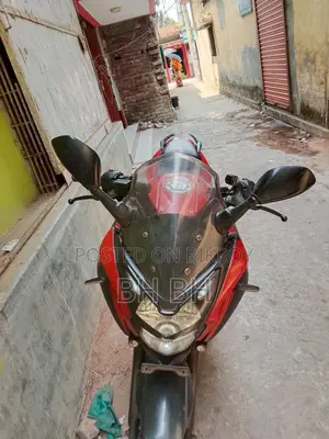 Bajaj Pulsar NS 160 . 2018