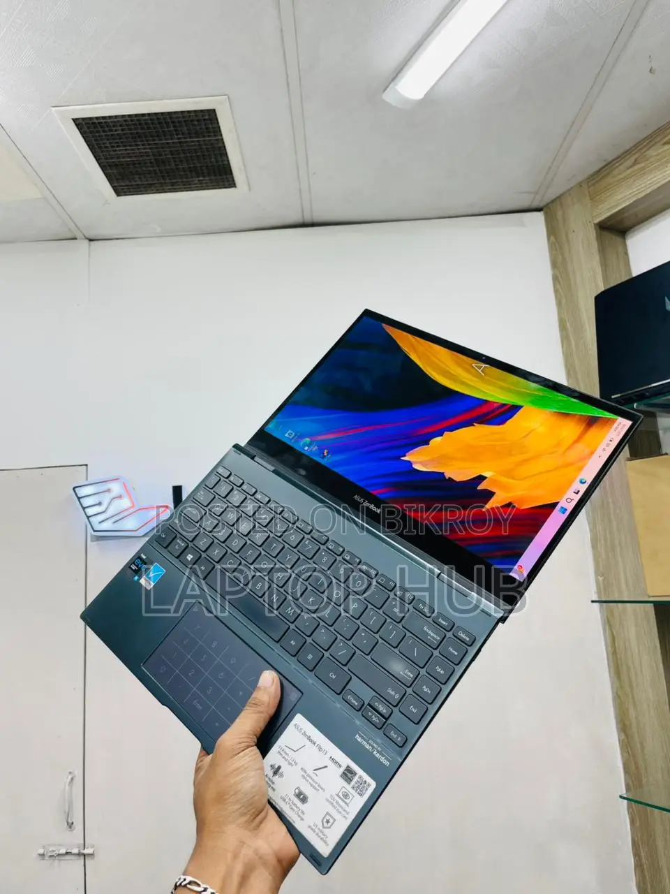 Asus ZenBook OLED|intel i5|512 SSD|13.3” OLED Display|Backlit Keyboard