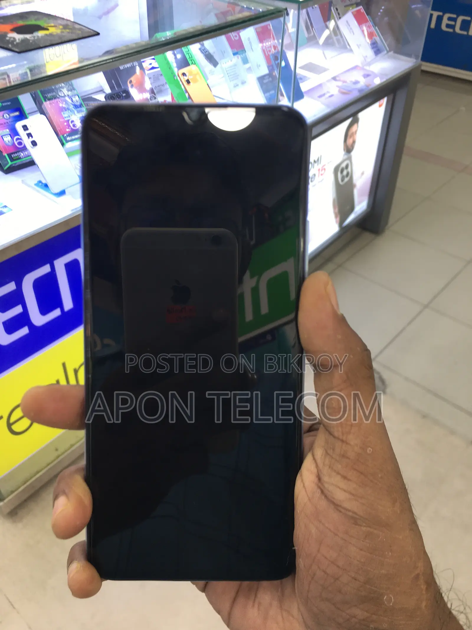Realme C53 Ram: 4GB/Rom: 128GB (Used)