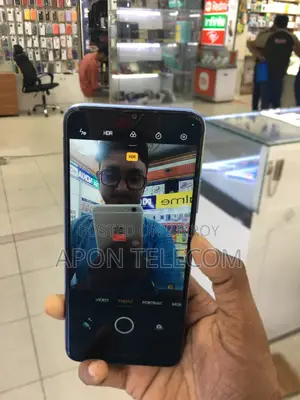 Realme C53 Ram: 4GB/Rom: 128GB (Used)