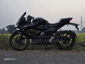 Suzuki Gixxer SF 2025