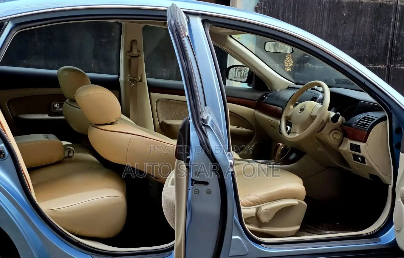 Nissan Bluebird Sylphy 2006