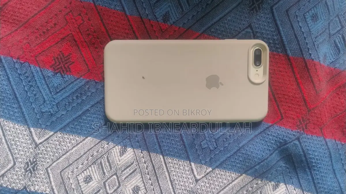 Apple iPhone 7 Plus . (Used)