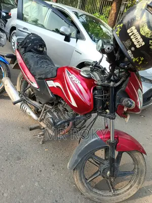 TVS Metro ` 2016