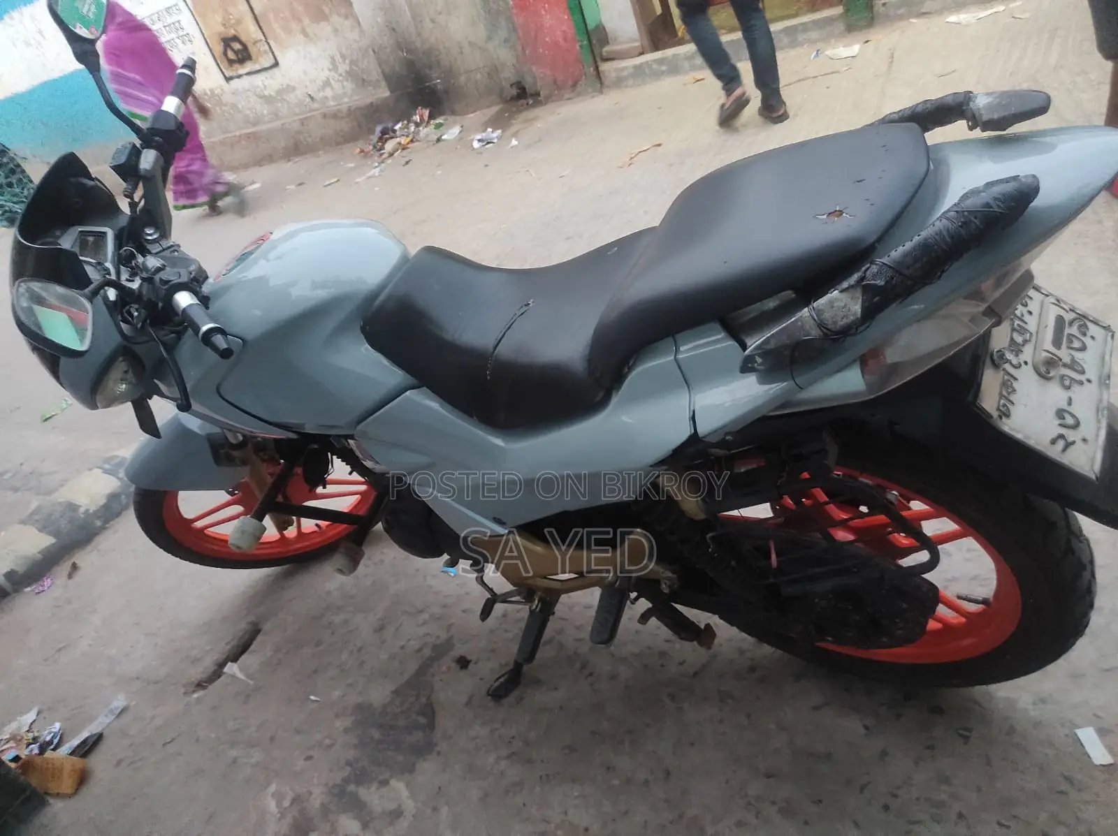 Hero CBZ Xtrem 2012