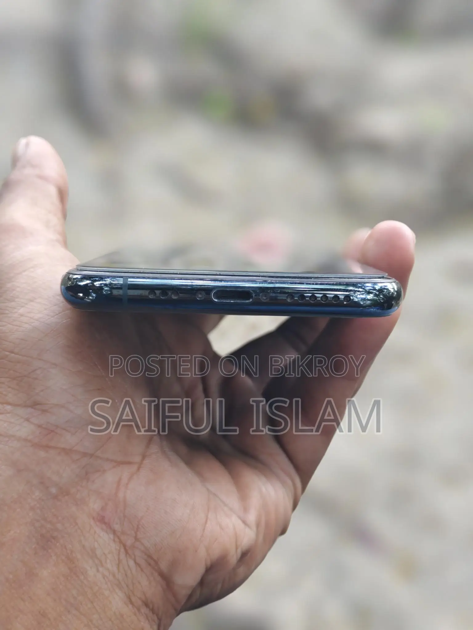 Apple iPhone 11 Pro . (Used)