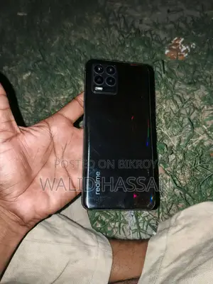 Realme 8 (Used)