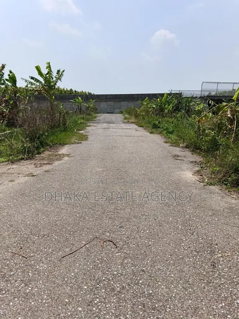 সেক্টর-১৩, রোড-৪০৯, ৭.৫০ কাঠা জমি বিক্রয়