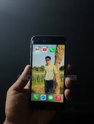 Apple iPhone 6S . (Used)