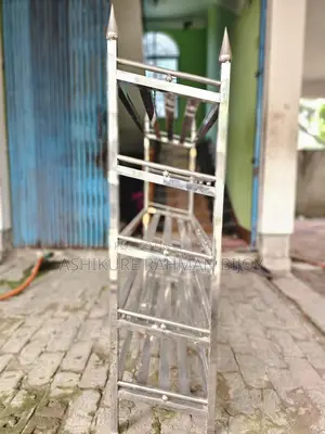 স্টেইনলেস স্টিল র‍্যাক