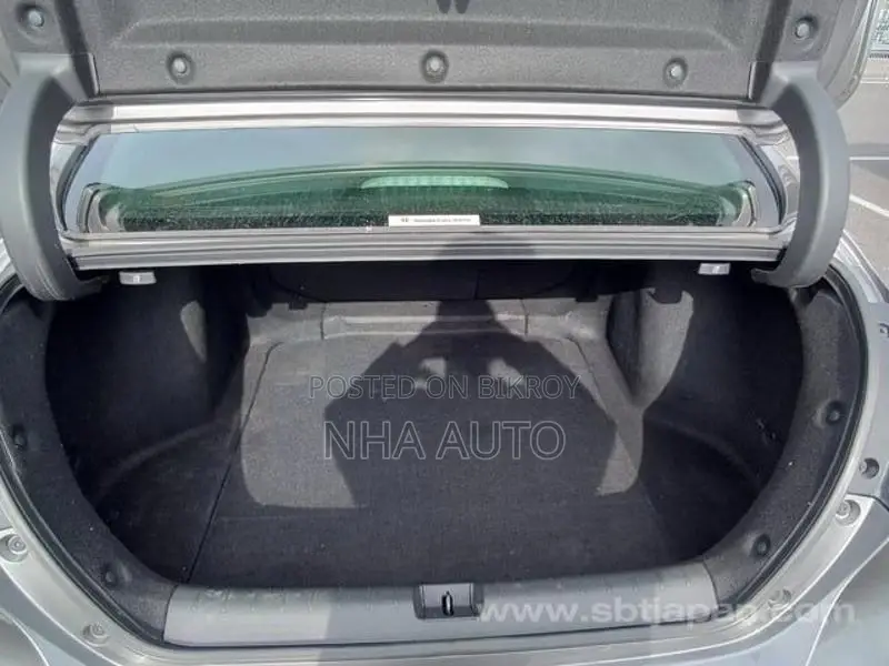 Honda Insight EX HYBRID 2022
