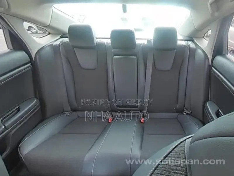 Honda Insight EX HYBRID 2022