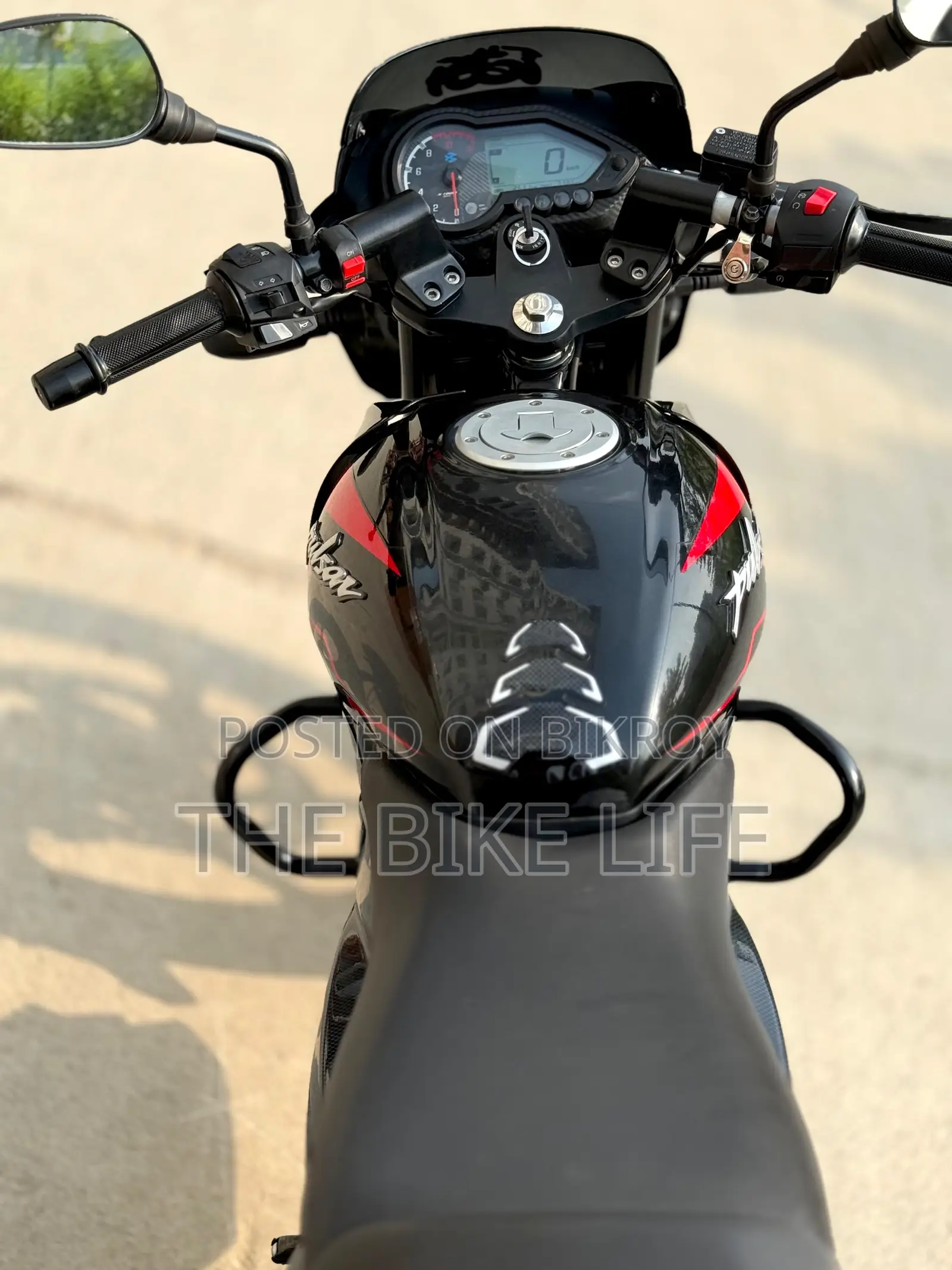 Bajaj Pulsar 150 2026 Red