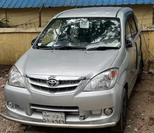 Toyota Avanza 2009 Silver