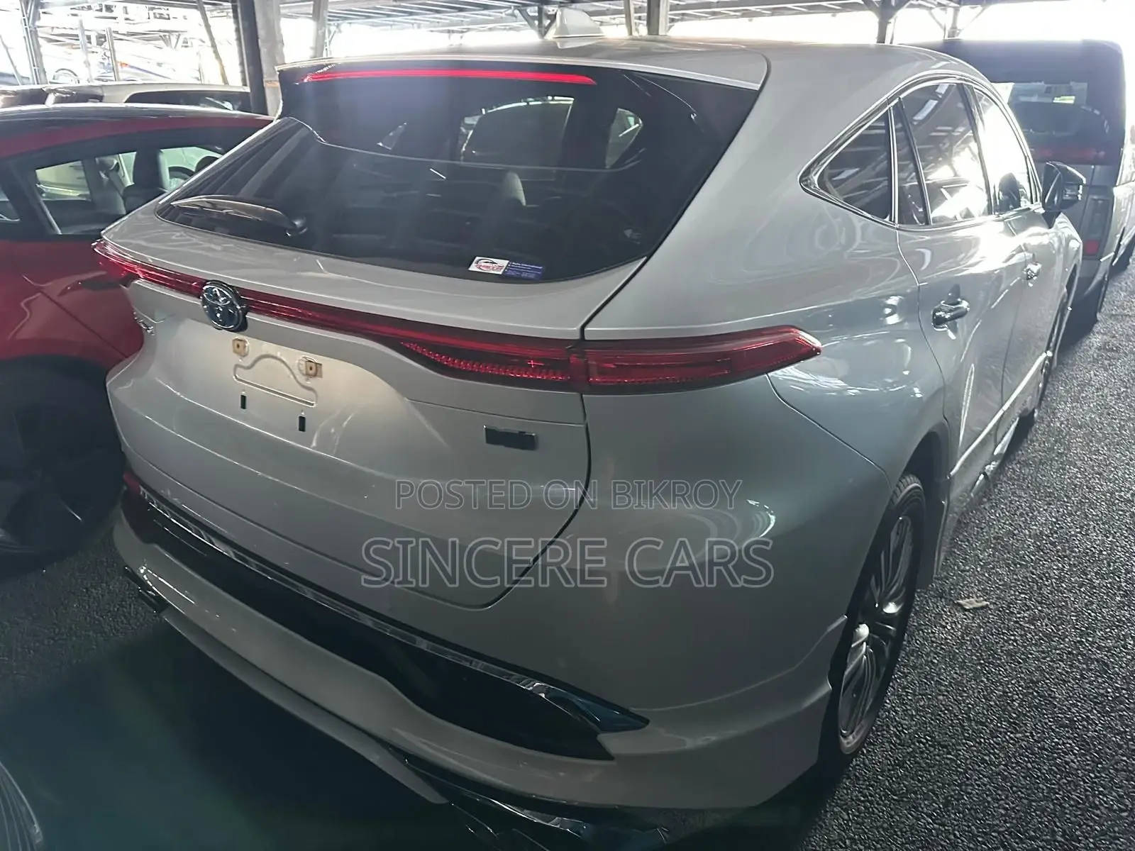Toyota Harrier Z LEATHER HYB 4.5 2022