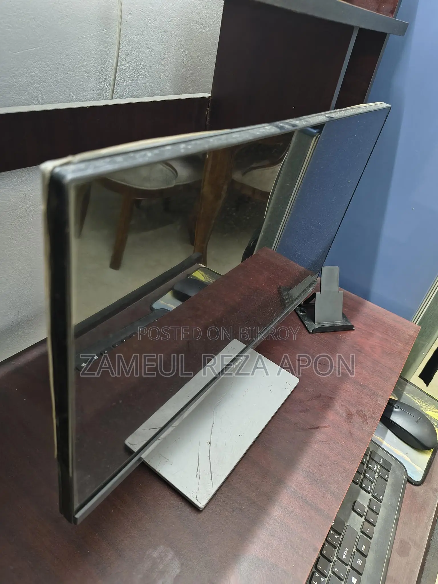 Dell ২২-ইঞ্চি মনিটর