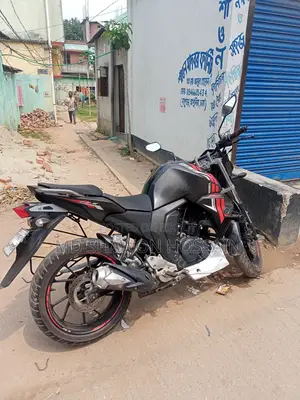 Yamaha FZs V2 . 2025