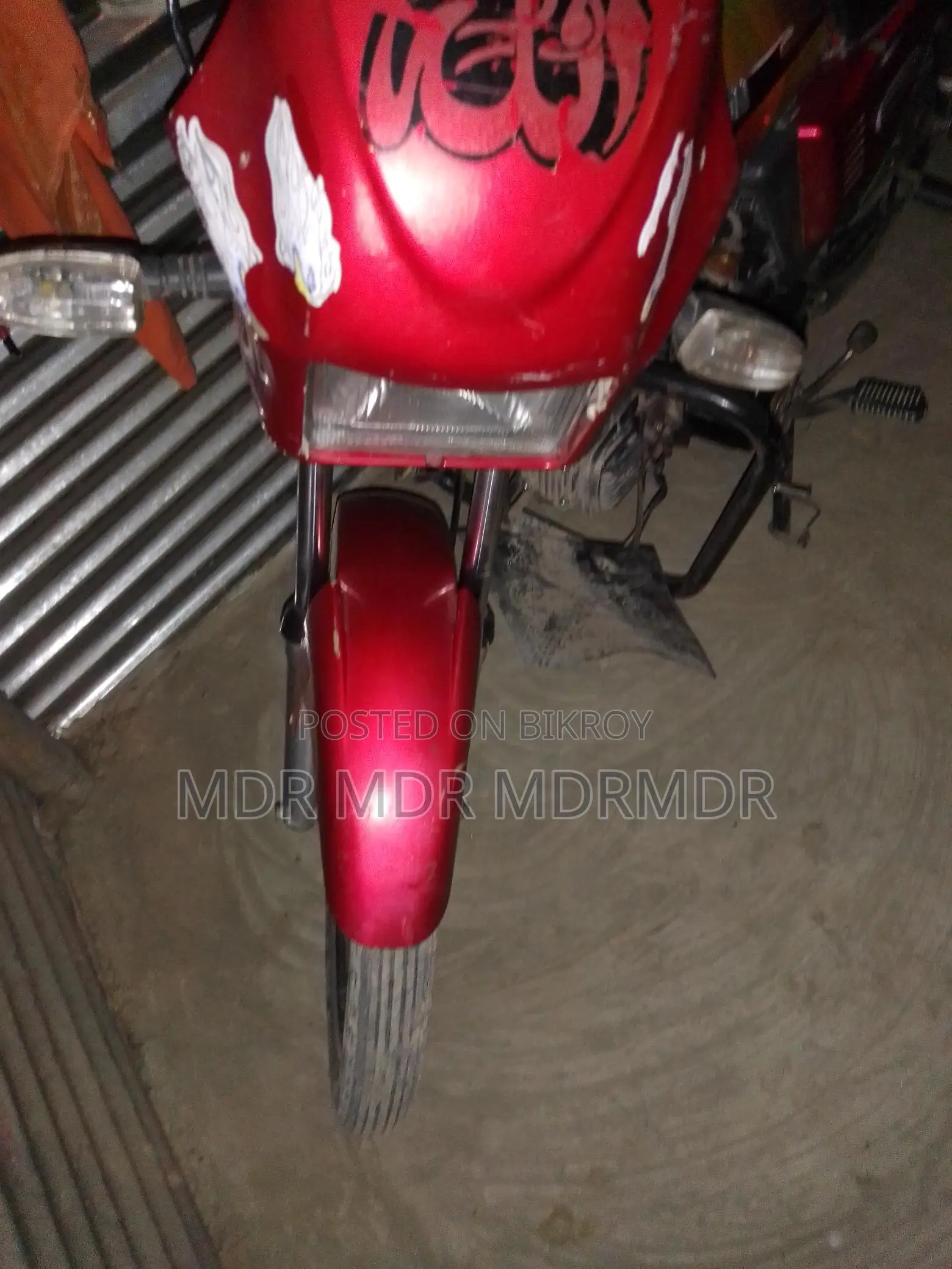 Bajaj Discover 100 . 2013