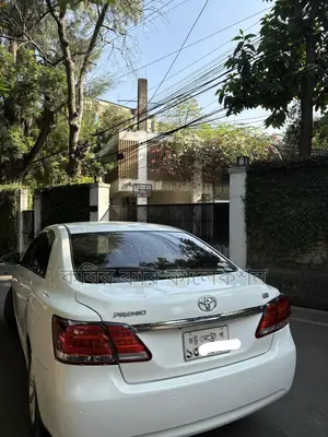 Toyota Premio Push Start 2016